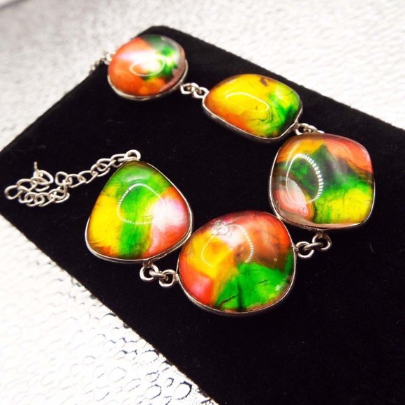 PARTY MULTICOLOR DICHORIC ARTISTS GLASS ASSYMETRIC CABOCHONS SILVERY BRACELET 18 - Picture 1 of 2